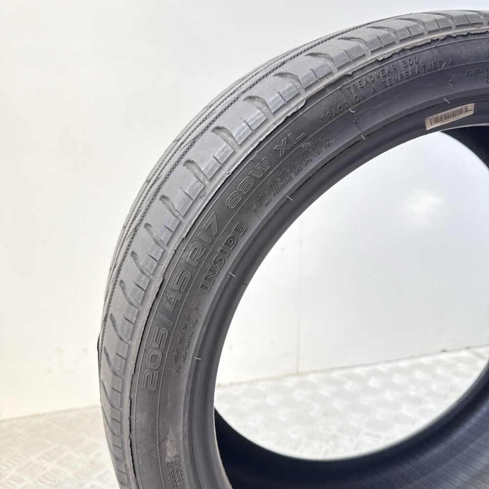 Pneumatico Usato 205 45 R17 XL 88W Nokian Line 76% Estivo | Gomme Usate | PrimaGomme.it Pneumatico usato 205 45 R17 Nokian Line - foto 5