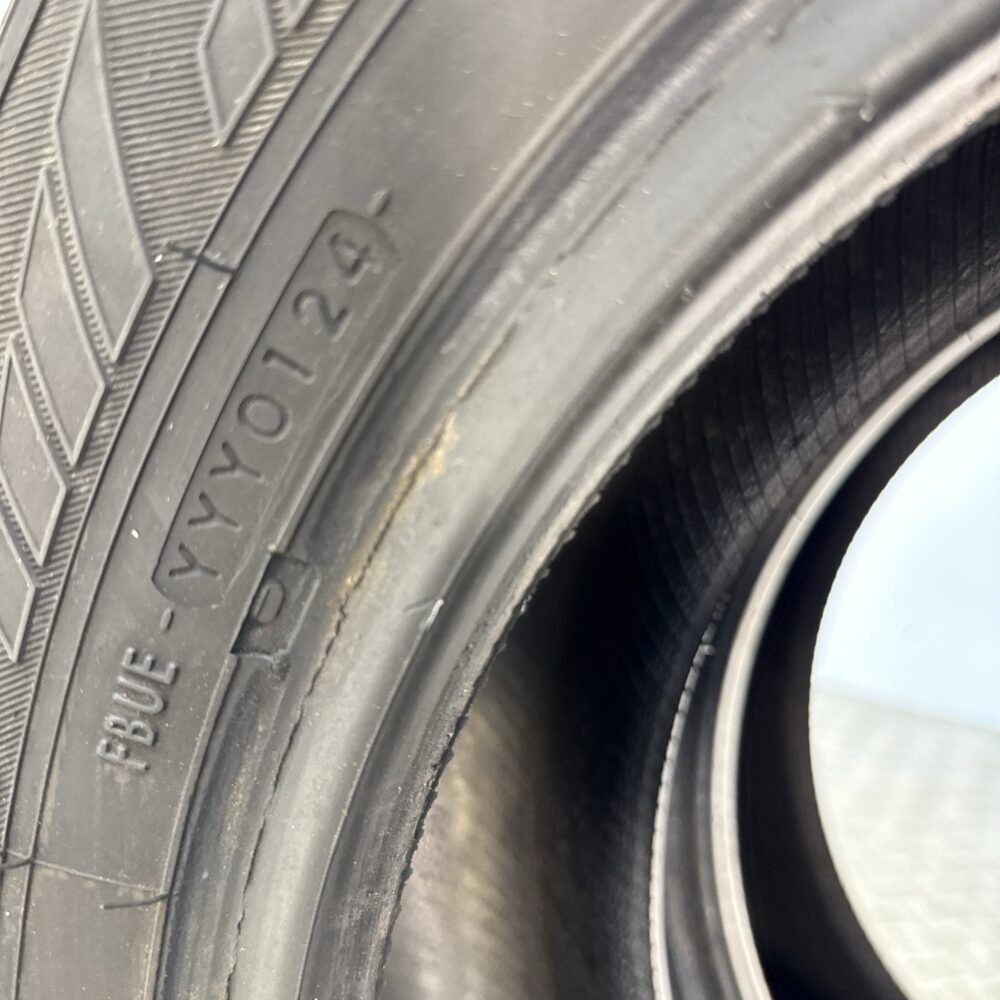 Gomme Usate 215 65 R16C 109/107T Yokohama WY01 Estive | Gomme Usate | PrimaGomme.it Gomme Usate 215 65 R16C 109/107T Yokohama WY01 Estive - immagine 4