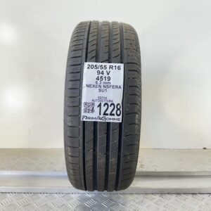 Pneumatico Usato 205 55 R16 94V Nexen Nsfera SU1 90% Estivo