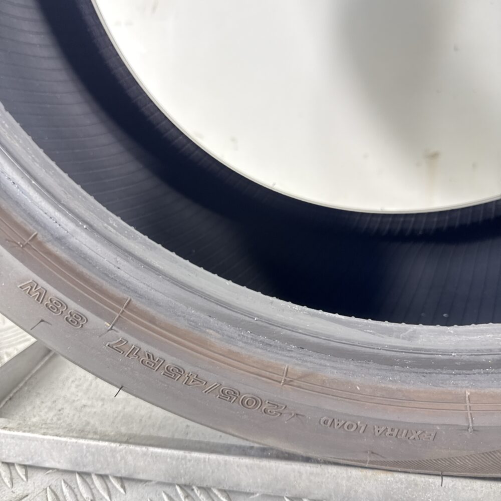 Gomme Usate 205 45 R17 88W Firestone Roadhawk Estive | Gomme Usate | PrimaGomme.it Gomme Usate 205 45 R17 88W Firestone Roadhawk Estive - immagine 9