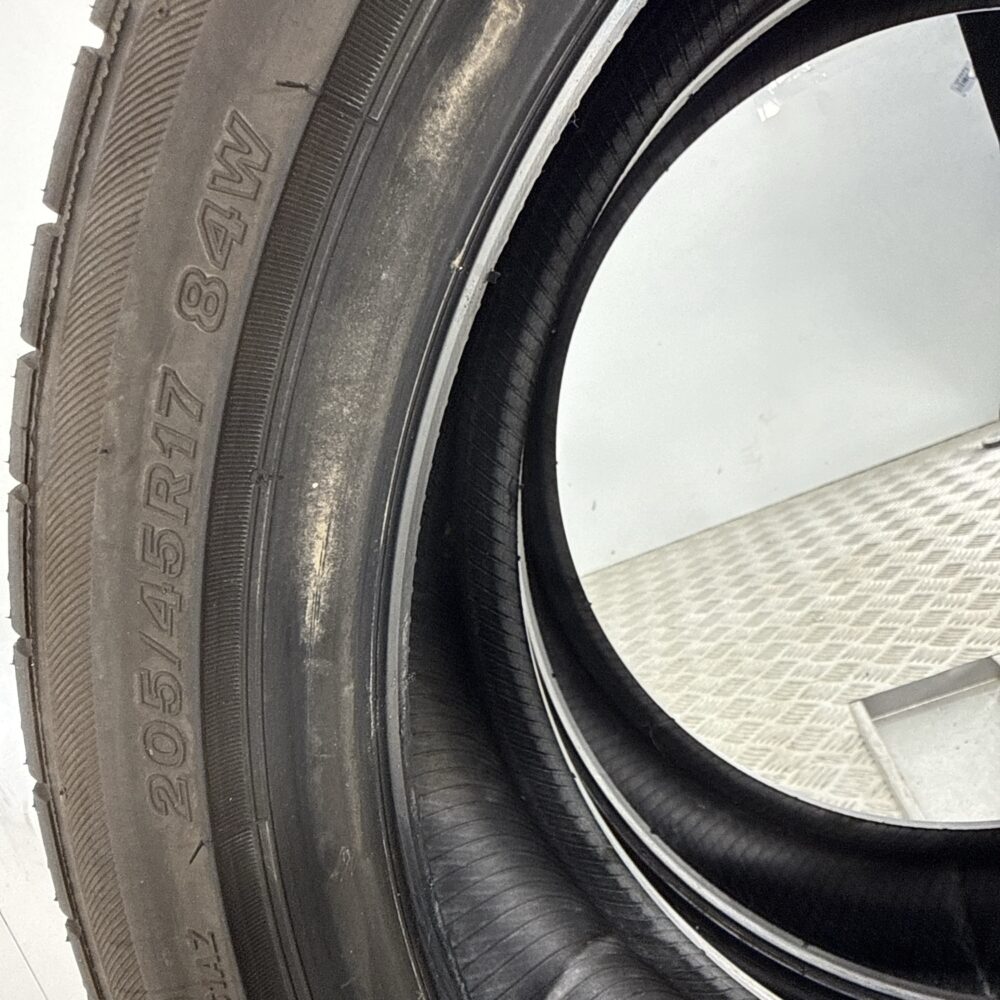 Pneumatici Usati 205 45 R17 84W Bridgestone Potenza S001 Estive | Gomme Usate | PrimaGomme.it Pneumatici usati 205 45 R17 Bridgestone Potenza S001 - foto 4
