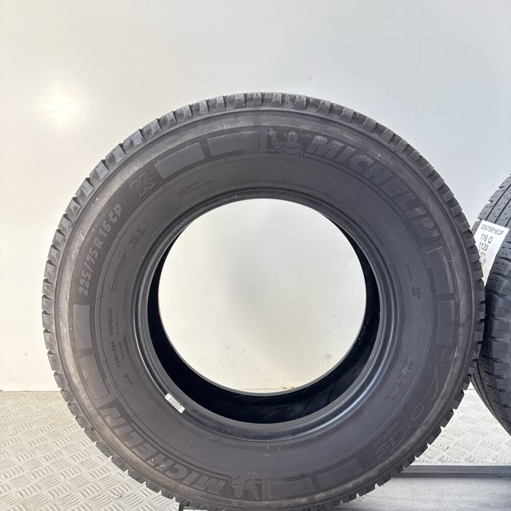 Pneumatici Usati 225 75 R16 116Q Michelin Agilis Camping Estive | Gomme Usate | PrimaGomme.it Pneumatici usati 225 75 R16 Michelin Agilis Camping - foto 7