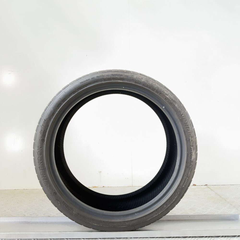 Pneumatico Usato 215 40 ZR18 89Y Hankook Ventus S1EVO3 Estivo | Gomme Usate | PrimaGomme.it Pneumatico usato 215 40 ZR18 Hankook Ventus S1EVO3 - foto 4
