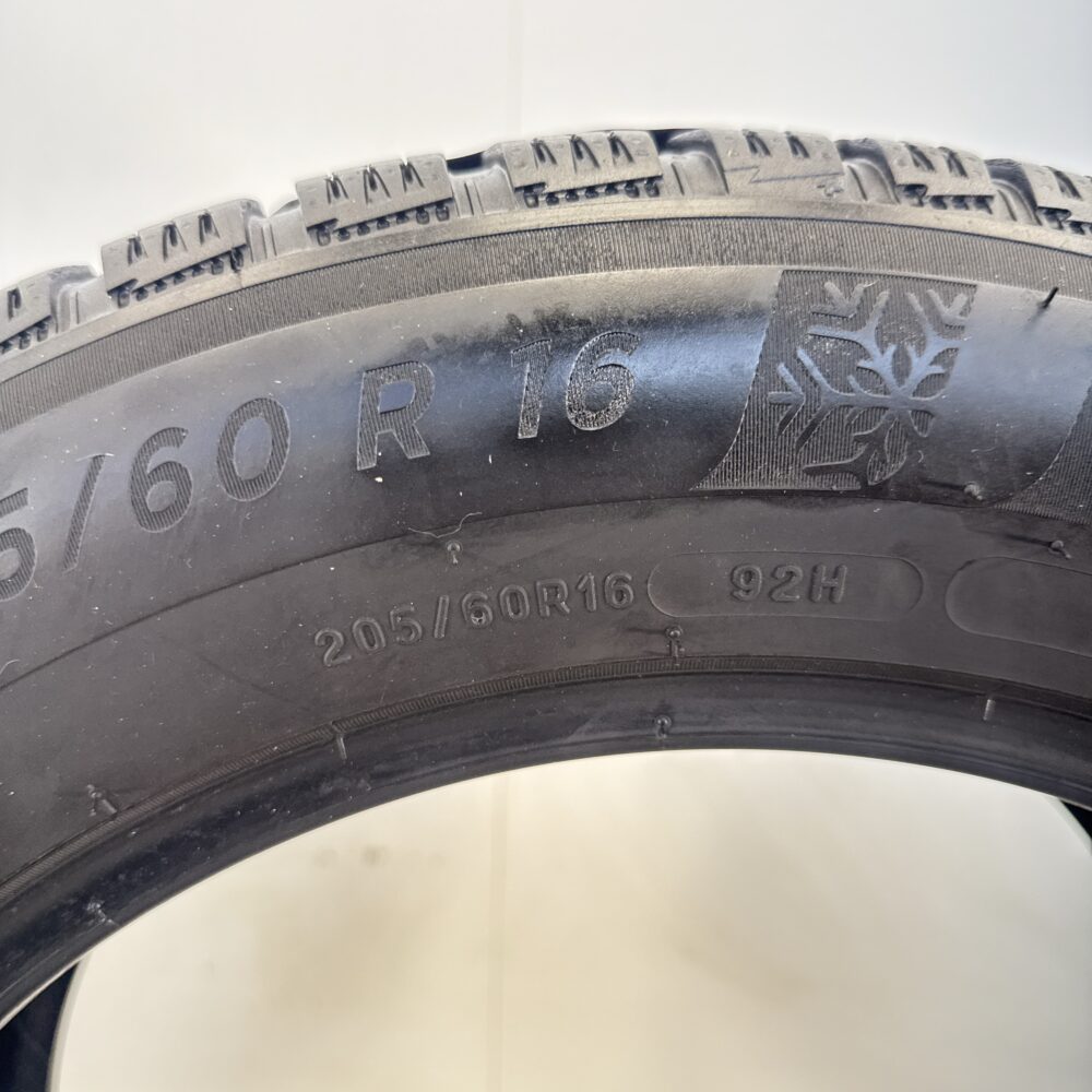 Gomme Usate 205 60 R16 92H Michelin Alpin 6 88% Invernali | Gomme Usate | PrimaGomme.it Gomme usate 205 60 R16 Michelin Alpin 6 - foto 2