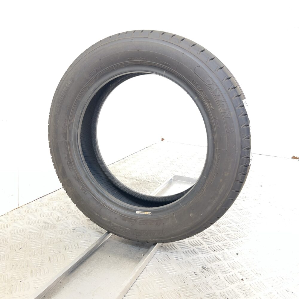 Pneumatico Usato 155 65 R14 75T DAYTON Touring 2 86% Estivo | Gomme Usate | PrimaGomme.it Pneumatico usato 155 65 R14 DAYTON Touring 2