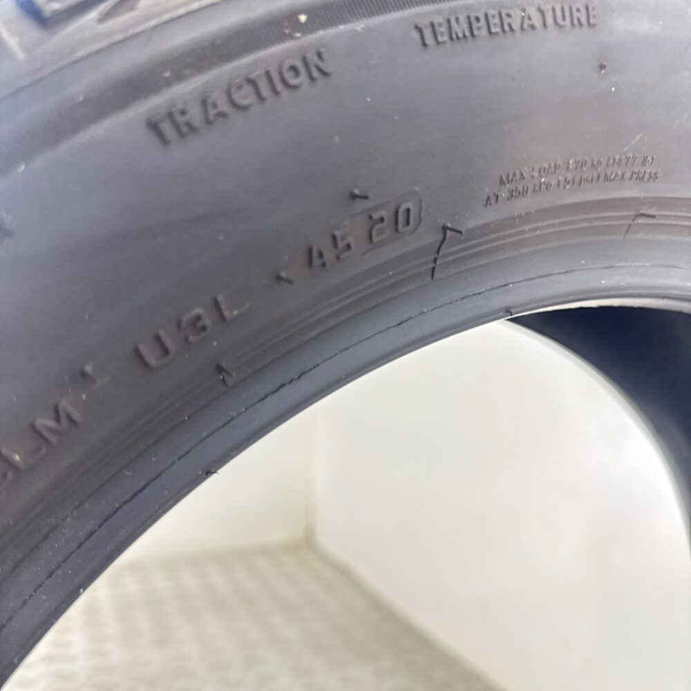 Pneumatico Usato 215 55 R17 94V Bridgestone Turanza T005 Estivo | Gomme Usate | PrimaGomme.it Pneumatico usato 215 55 R17 Bridgestone Turanza T005