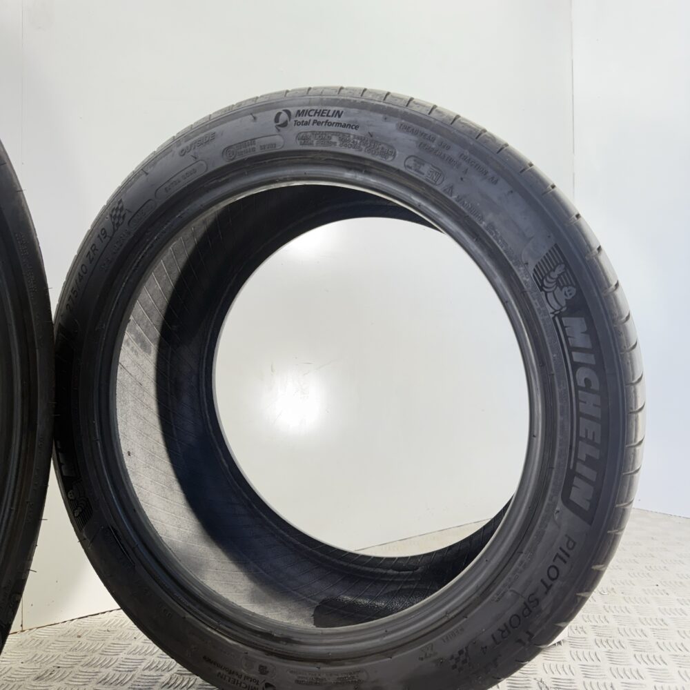 Pneumatici Usati 275 40 ZR19 XL 105Y Michelin Pilot Sport 4 76% Estive | Gomme Usate | PrimaGomme.it Pneumatici usati 275 40 ZR19 Michelin Pilot Sport 4 - foto 4