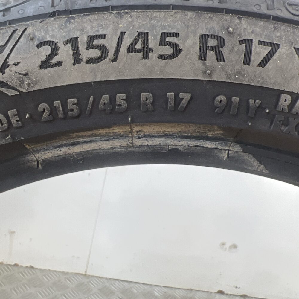 Pneumatico Usato 215 45 R17 XL 91Y BARUM Bravuris 5 80% Estivo | Gomme Usate | PrimaGomme.it Pneumatico usato 215 45 R17 BARUM Bravuris 5 - foto 4