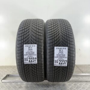Gomme Usate 235 45 R19 99V Goodyear UltraGrip Performance3 81% Invernali