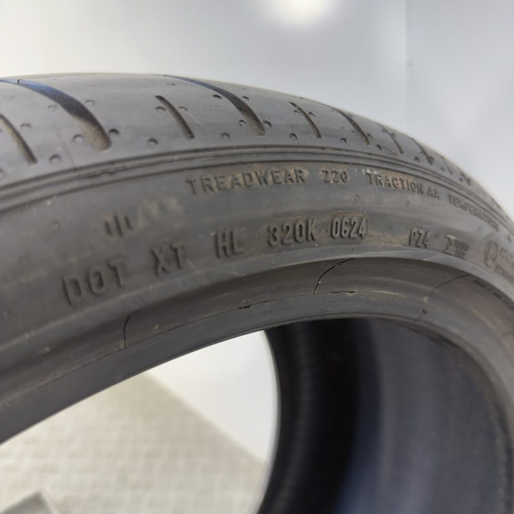 Pneumatico Usato 305 30 ZR21 100Y Pirelli P Zero 96% Estivo | Gomme Usate | PrimaGomme.it Pneumatico usato 305 30 ZR21 Pirelli P Zero - foto 2