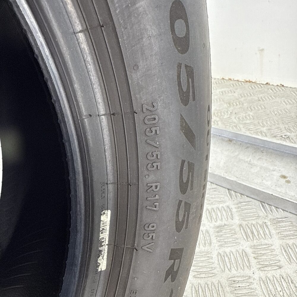Pneumatico Usato 205 55 R17 95V Pirelli Cinturato P7 89% Estivo | Gomme Usate | PrimaGomme.it Pneumatico usato 205 55 R17 Pirelli Cinturato P7 - foto 4