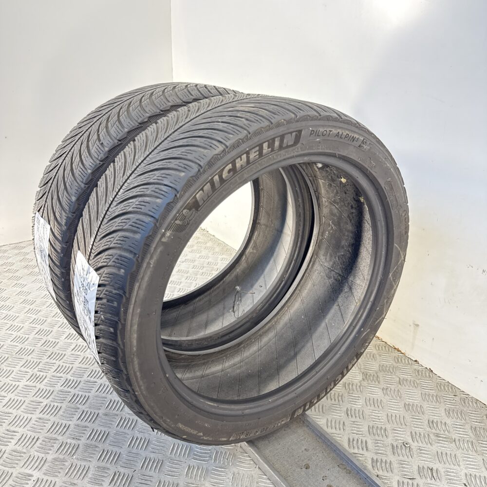 Gomme Usate 235 40 R18 XL 95V Michelin Pilot Alpin 5 71% Invernali | Gomme Usate | PrimaGomme.it Gomme usate 235 40 R18 Michelin Pilot Alpin 5 - foto 9