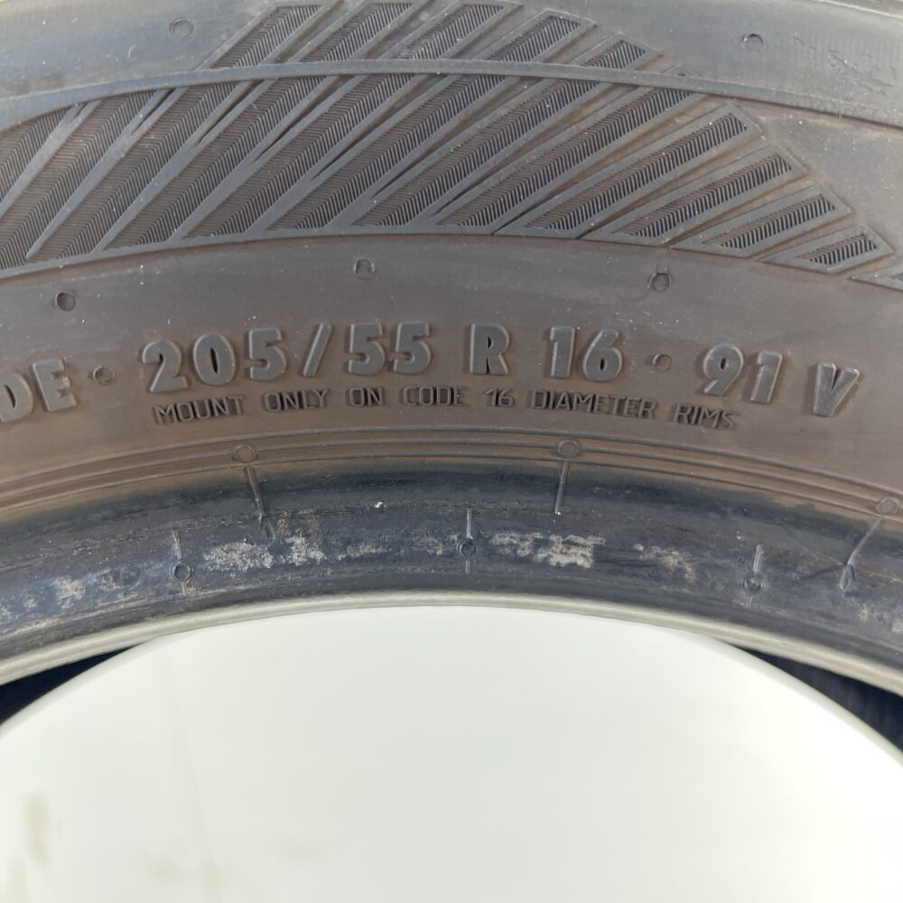 Pneumatico Usato 205 55 R16 91V Esa Tecar Spirit Pro 100% Estivo | Gomme Usate | PrimaGomme.it Pneumatico usato 205 55 R16 Esa Tecar Spirit Pro - foto 4