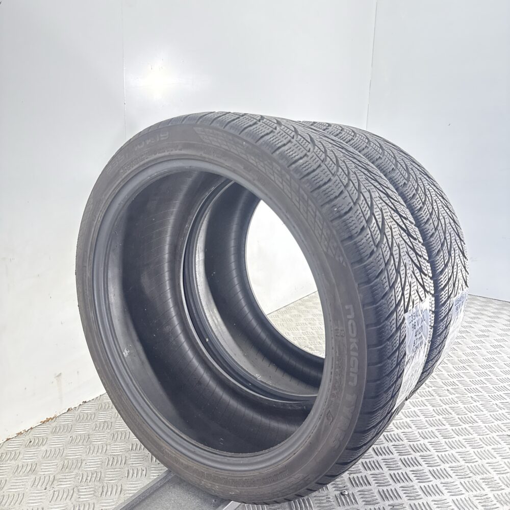 Gomme Usate 235 40 R19 XL 96V Nokian WR Snowproof 81% Invernali | Gomme Usate | PrimaGomme.it Gomme usate 235 40 R19 Nokian WR Snowproof - foto 7