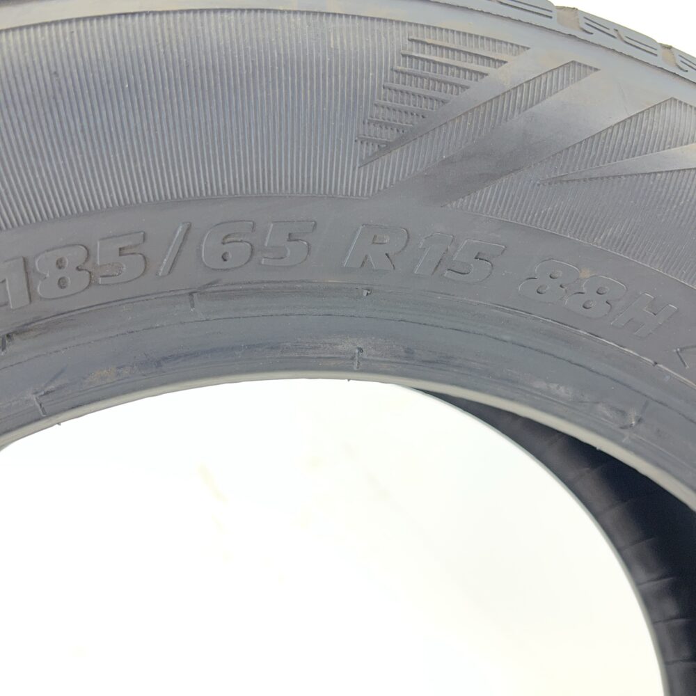 Pneumatico Usato 185 65 R15 88H Sebring Road 301 79% Estivo | Gomme Usate | PrimaGomme.it Pneumatico usato 185 65 R15 Sebring Road 301 - foto 3
