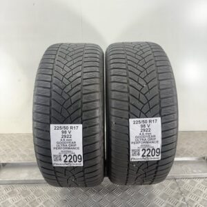 Gomme Usate 225 50 R17 98V Goodyear Ultra Grip Performance Invernali