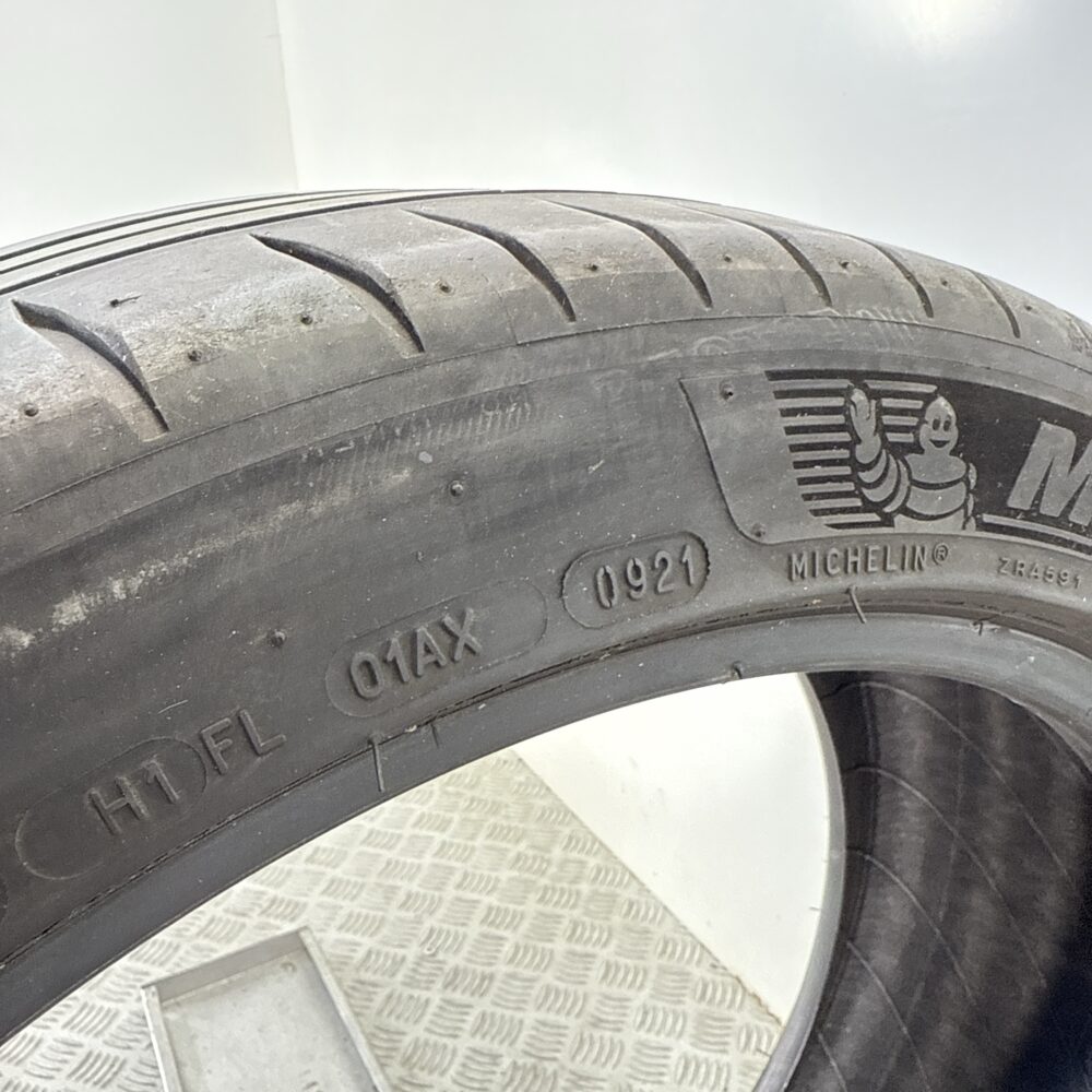 Pneumatico Usato 215 45 ZR18 XL 93Y Michelin Pilot Sport 4 Estivo | Gomme Usate | PrimaGomme.it Pneumatico usato 215 45 ZR18 Michelin Pilot Sport 4