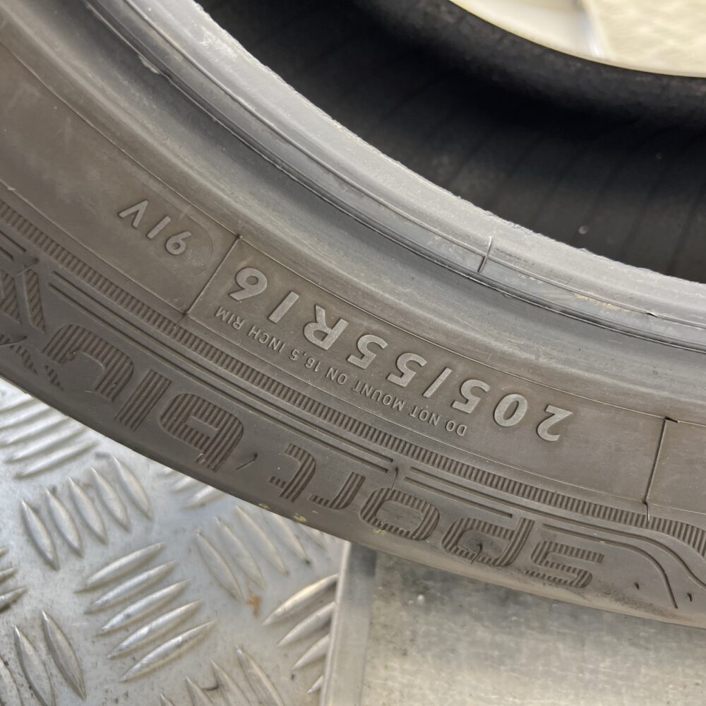 Pneumatico Usato 205 55 R16 91V DUNLOP Sport Blu Response 86% Estivo | Gomme Usate | PrimaGomme.it Pneumatico usato 205 55 R16 DUNLOP Sport Blu Response - foto 3