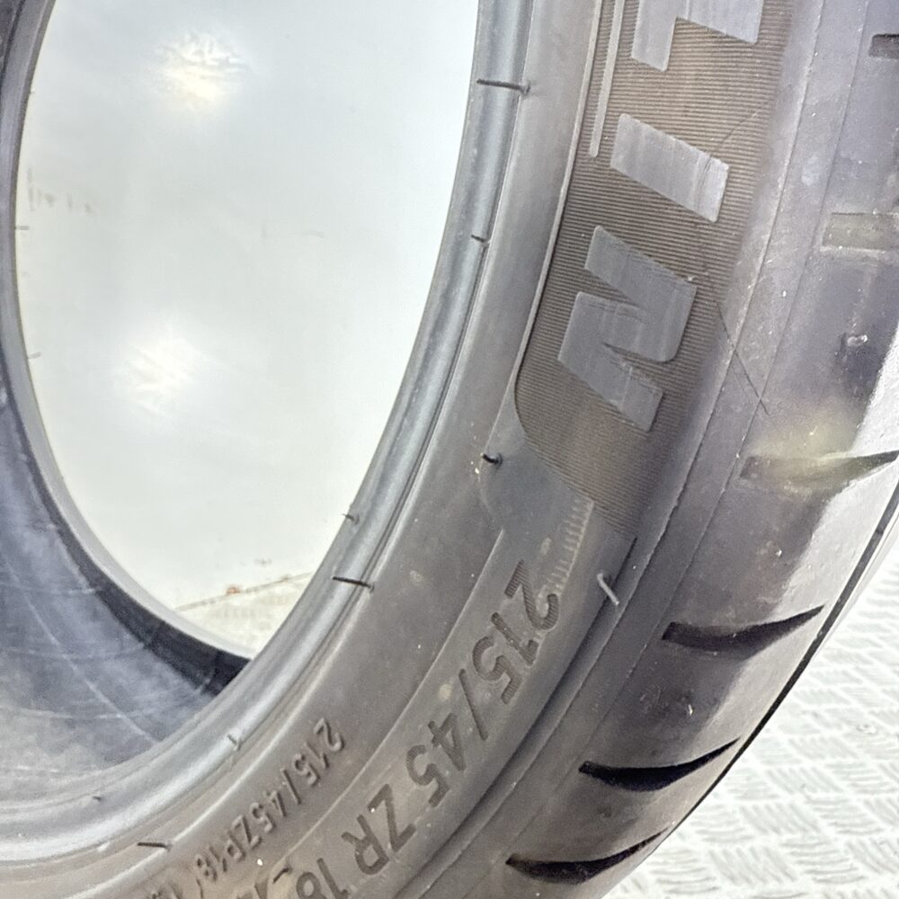 Pneumatico Usato 215 45 ZR18 XL 93Y Michelin Pilot Sport 4 Estivo | Gomme Usate | PrimaGomme.it Pneumatico usato 215 45 ZR18 Michelin Pilot Sport 4 - foto 2