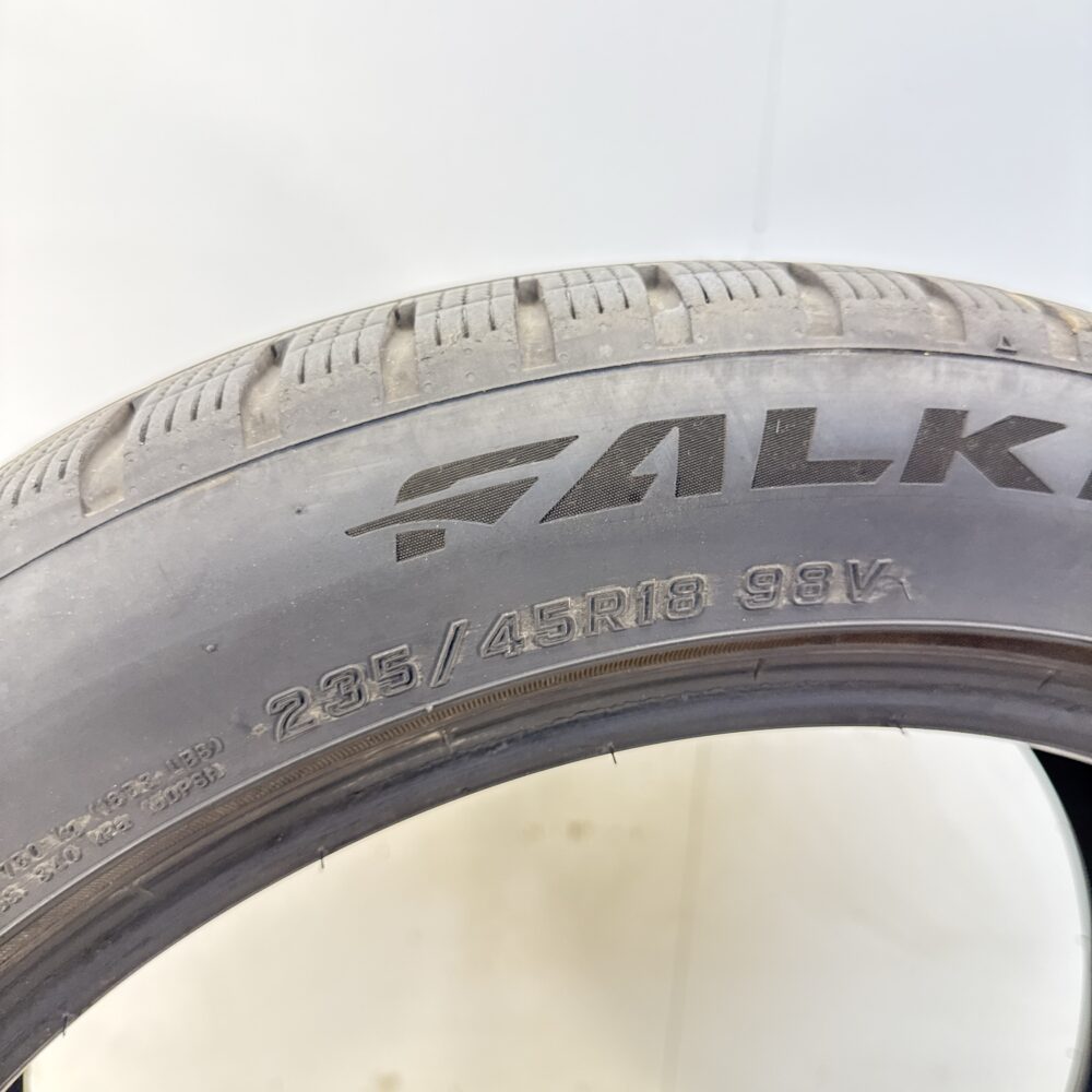 Gomme Usate 235 45 R18 XL 98V Falken Eurowinter HS02 Pro 83% Invernali | Gomme Usate | PrimaGomme.it Gomme usate 235 45 R18 Falken Eurowinter HS02 Pro - foto 6