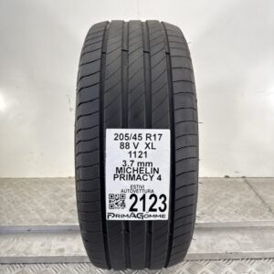 Pneumatico Usato 205 45 R17 XL 88V Michelin Primacy 4 Estivo