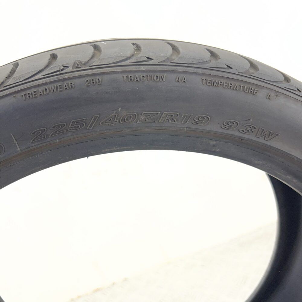 Pneumatico Usato 225 40 ZR19 93W Nexen N8000 94% Estivo | Gomme Usate | PrimaGomme.it Pneumatico usato 225 40 ZR19 Nexen N8000 - foto 3