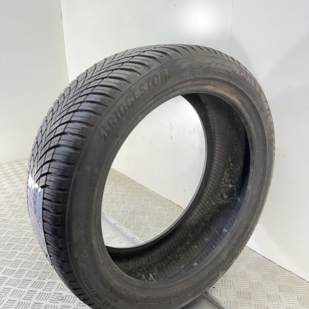 Pneumatico Usato 235 45 R19 99W Bridgestone Weather Control A005 78% 4 Stagioni | Gomme Usate | PrimaGomme.it Pneumatico usato 235 45 R19 Bridgestone Weather Control A005 - foto 5