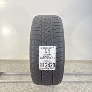 Gomma Usata 225 45 R17 91H Pirelli Sottozero 3 Invernale