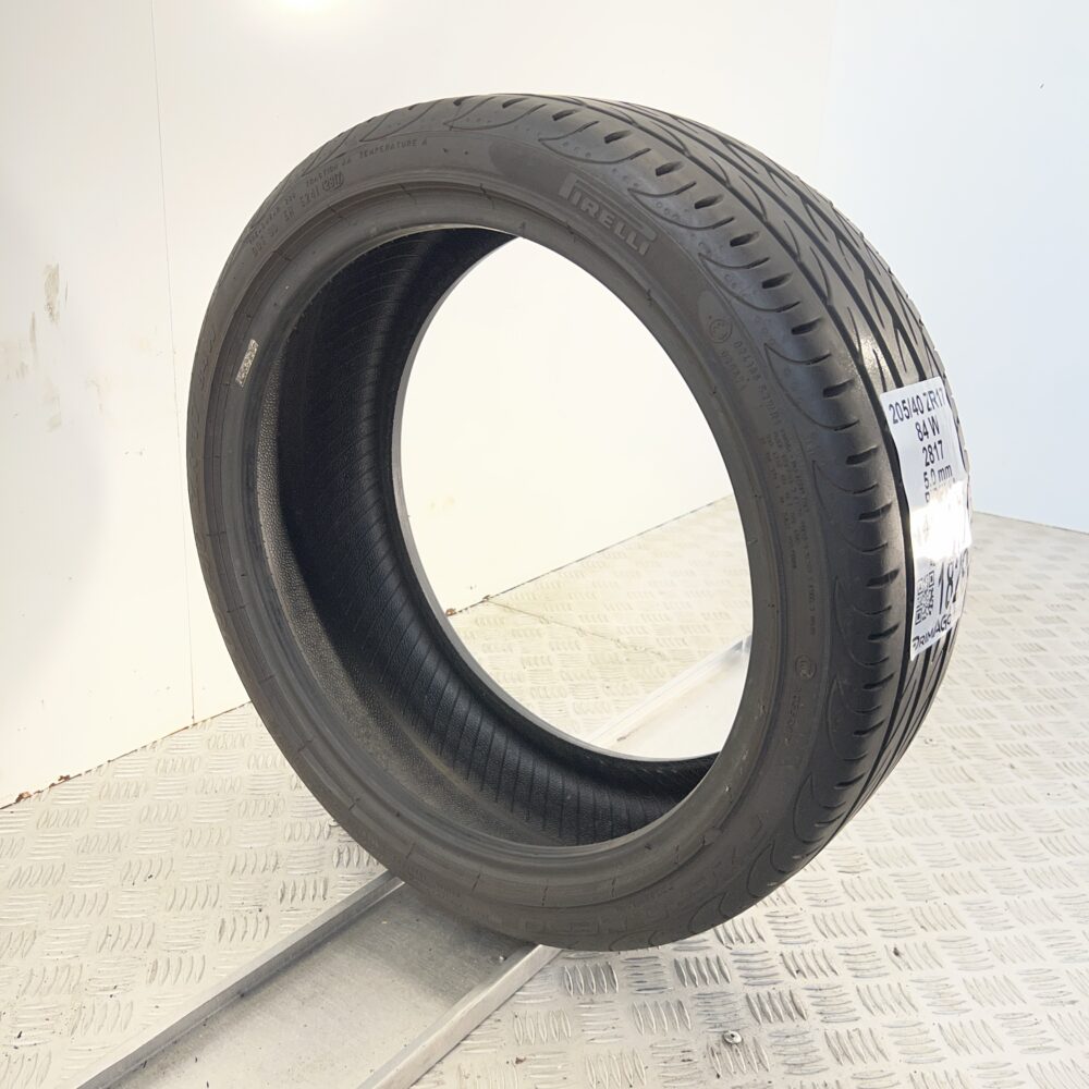 Pneumatico Usato 205 40 ZR17 84W PIRELLI P Zero Nero 71% Estivo | Gomme Usate | PrimaGomme.it Pneumatico usato 205 40 ZR17 PIRELLI P Zero Nero