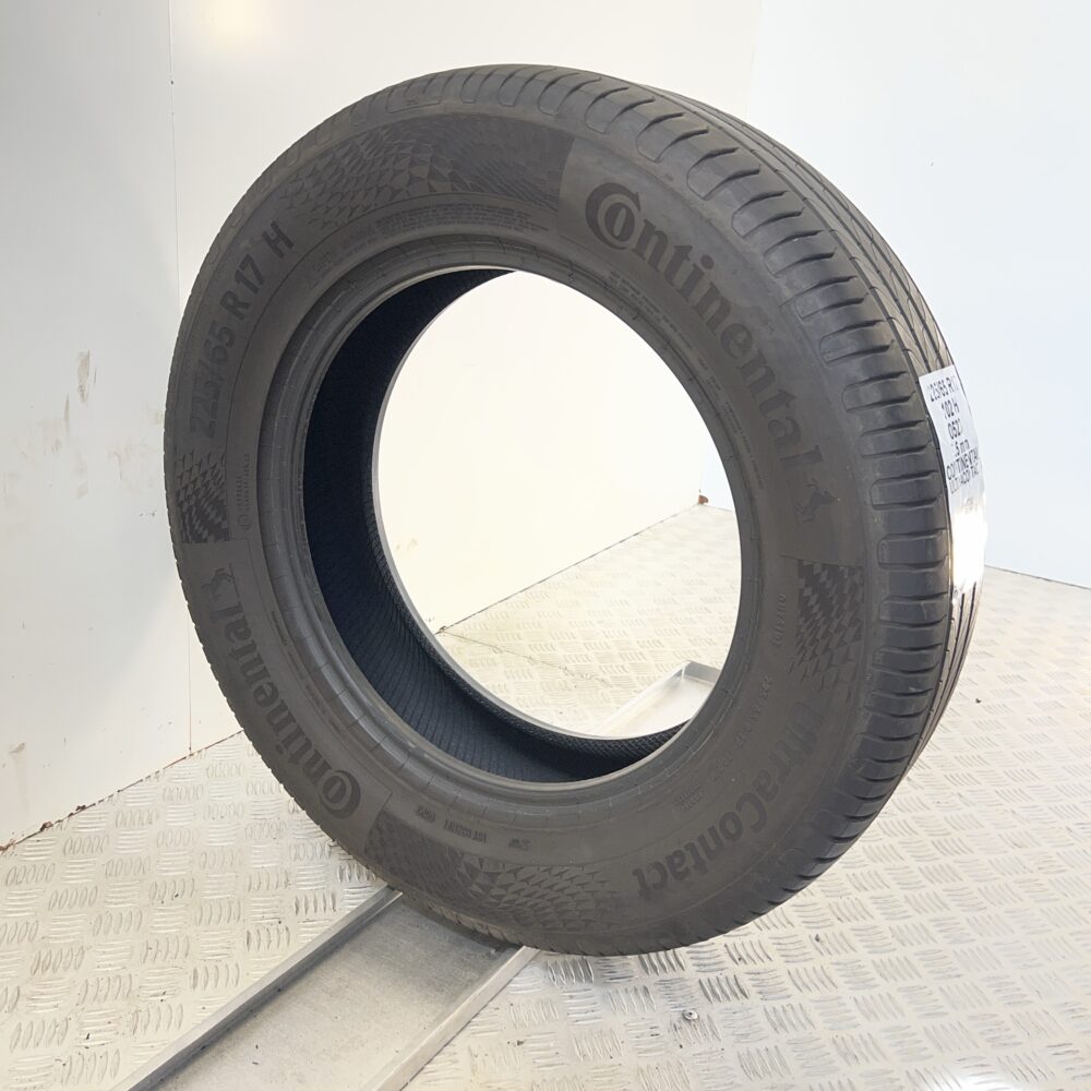 Pneumatico Usato 225 65 R17 102H CONTINENTAL UltraContact 79% Estivo | Gomme Usate | PrimaGomme.it Pneumatico usato 225 65 R17 CONTINENTAL UltraContact