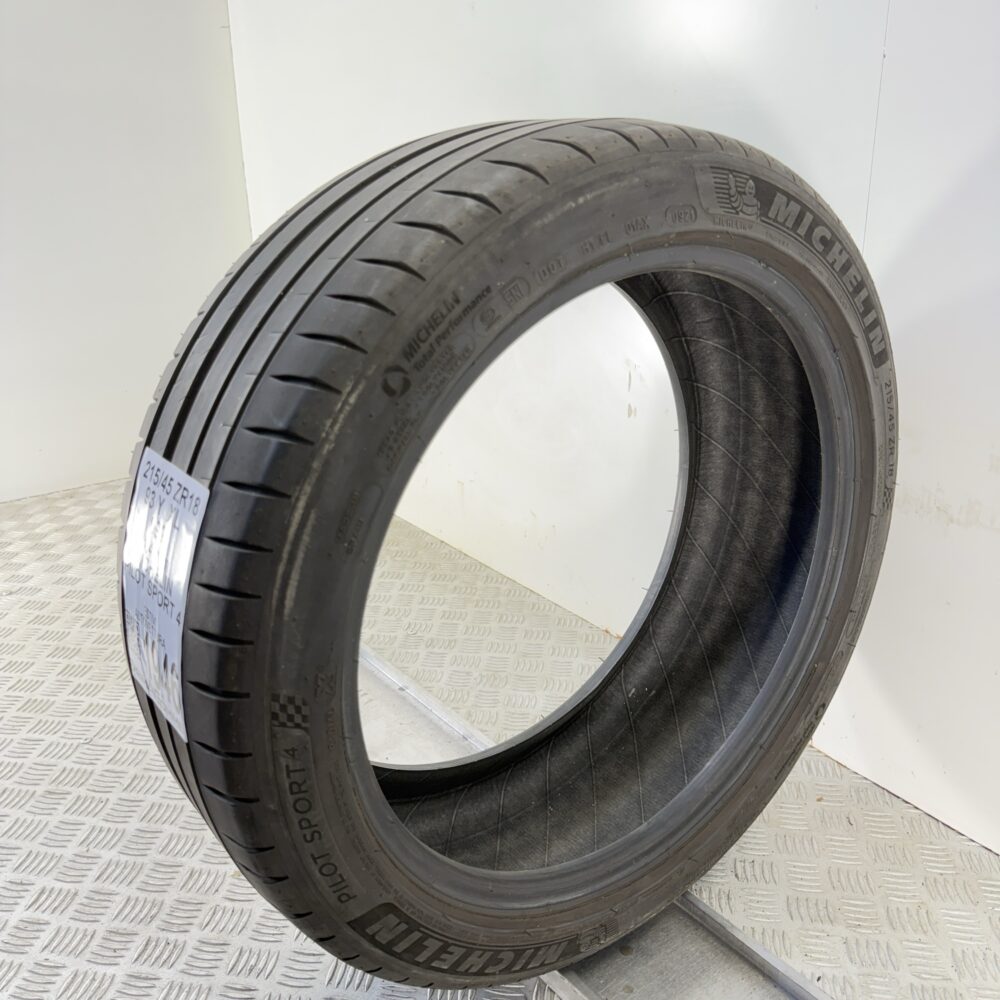 Pneumatico Usato 215 45 ZR18 XL 93Y Michelin Pilot Sport 4 Estivo | Gomme Usate | PrimaGomme.it Pneumatico usato 215 45 ZR18 Michelin Pilot Sport 4 - foto 3