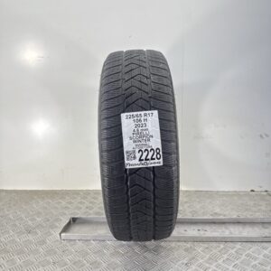 Gomma Usata 225 65 R17 106H Pirelli Scorpion Winter Invernale
