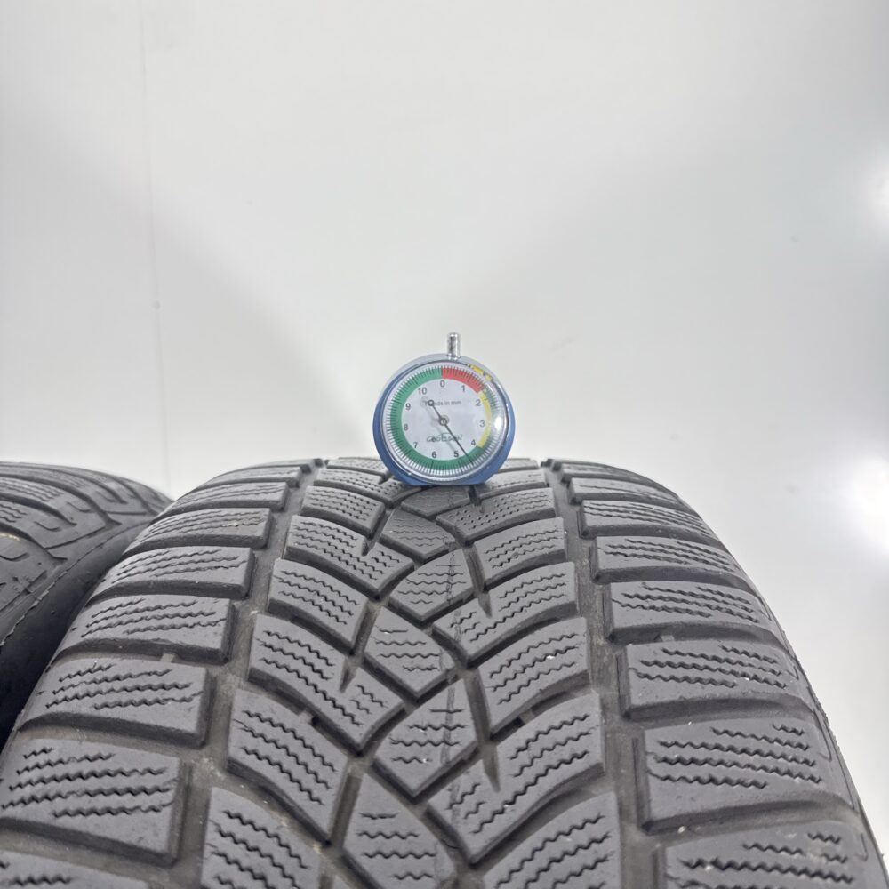 Gomme Usate 225 50 R17 98V Goodyear Ultra Grip Performance Invernali | Gomme Usate | PrimaGomme.it Gomme usate 225 50 R17 Goodyear Ultra Grip Performance - foto 7
