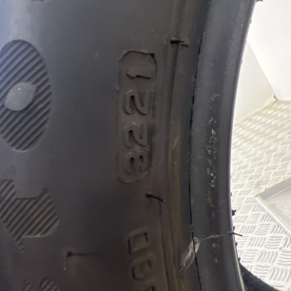 Pneumatico Usato 195 50 R15 82H Firestone Roadhawk Estivo | Gomme Usate | PrimaGomme.it Pneumatico usato 195 50 R15 Firestone Roadhawk - foto 4