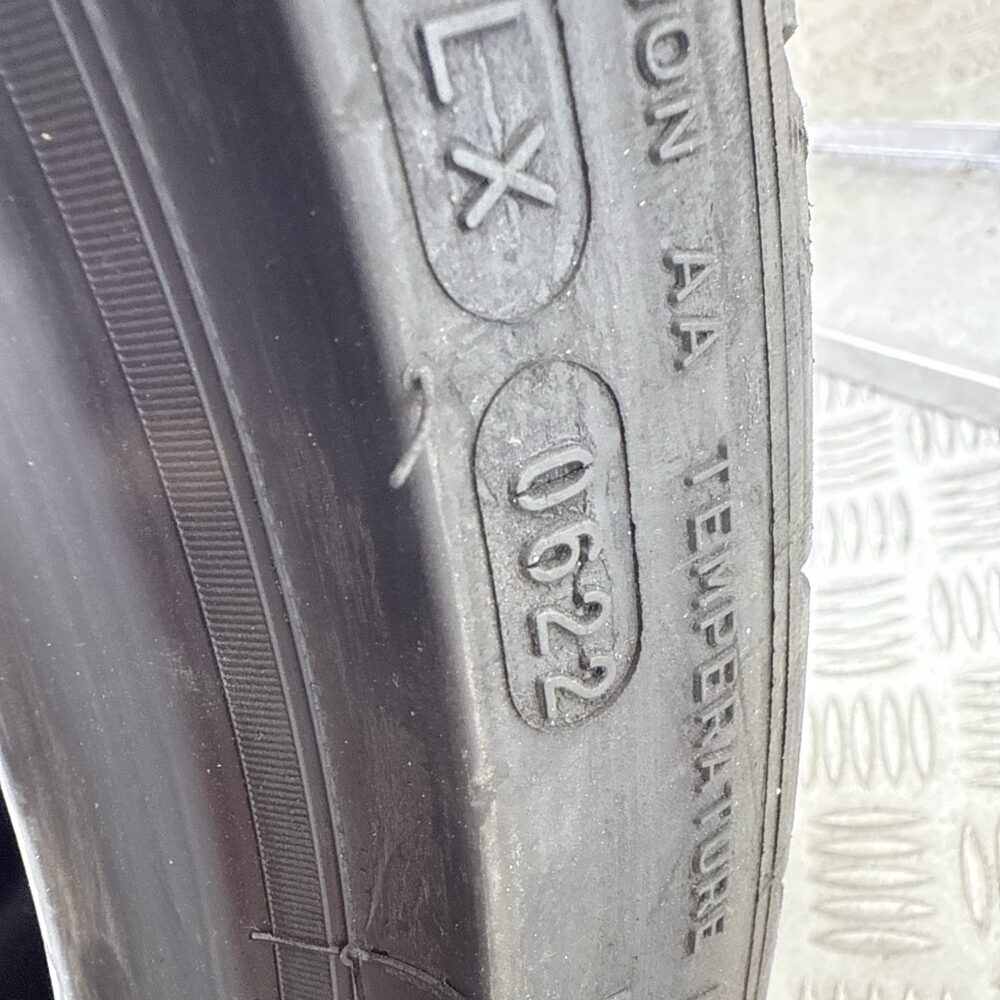 Pneumatico Usato 295 30 ZR20 101Y Michelin Pilot Sport Cup 2 77% Estivo | Gomme Usate | PrimaGomme.it Pneumatico usato 295 30 ZR20 Michelin Pilot Sport Cup 2