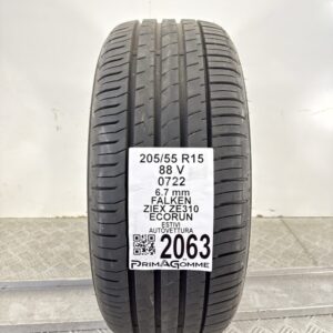 Pneumatico Usato 205 55 R15 88V Falken Ziex ZE310 Ecorun 96% Estivo