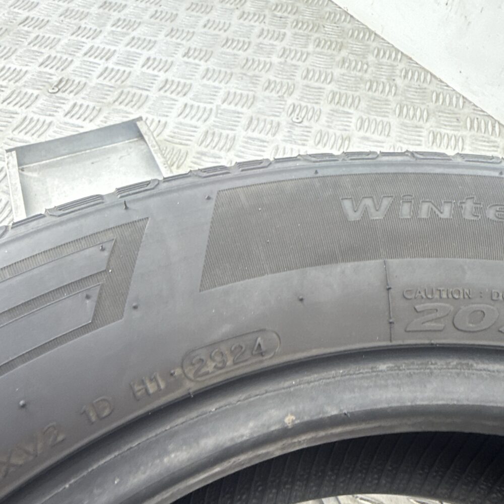 Gomma Usata 205 65 R16C 107/105T Hankook Winter Icept LV Invernale | Gomme Usate | PrimaGomme.it Gomma usata 205 65 R16C Hankook Winter Icept LV