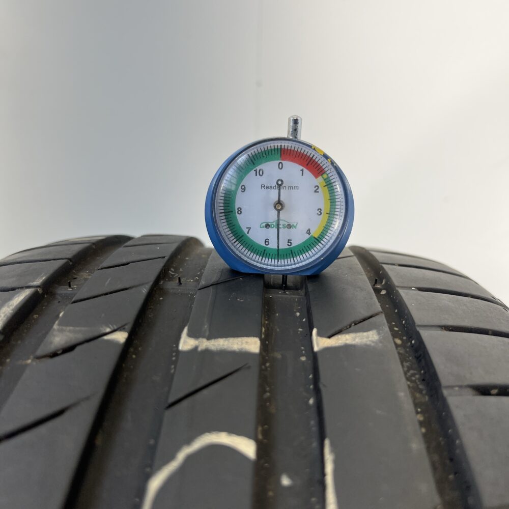 Pneumatico Usato 225 35 ZR19 88Y Kumho Ecsta PS71 79% Estivo | Gomme Usate | PrimaGomme.it Pneumatico usato 225 35 ZR19 Kumho Ecsta PS71 - foto 5