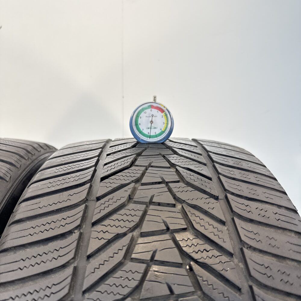 Gomme Usate 255 35 R19 96V Hankook Winter Icept Evo 3 73% Invernali | Gomme Usate | PrimaGomme.it Gomme usate 255 35 R19 Hankook Winter Icept Evo 3 - foto 7