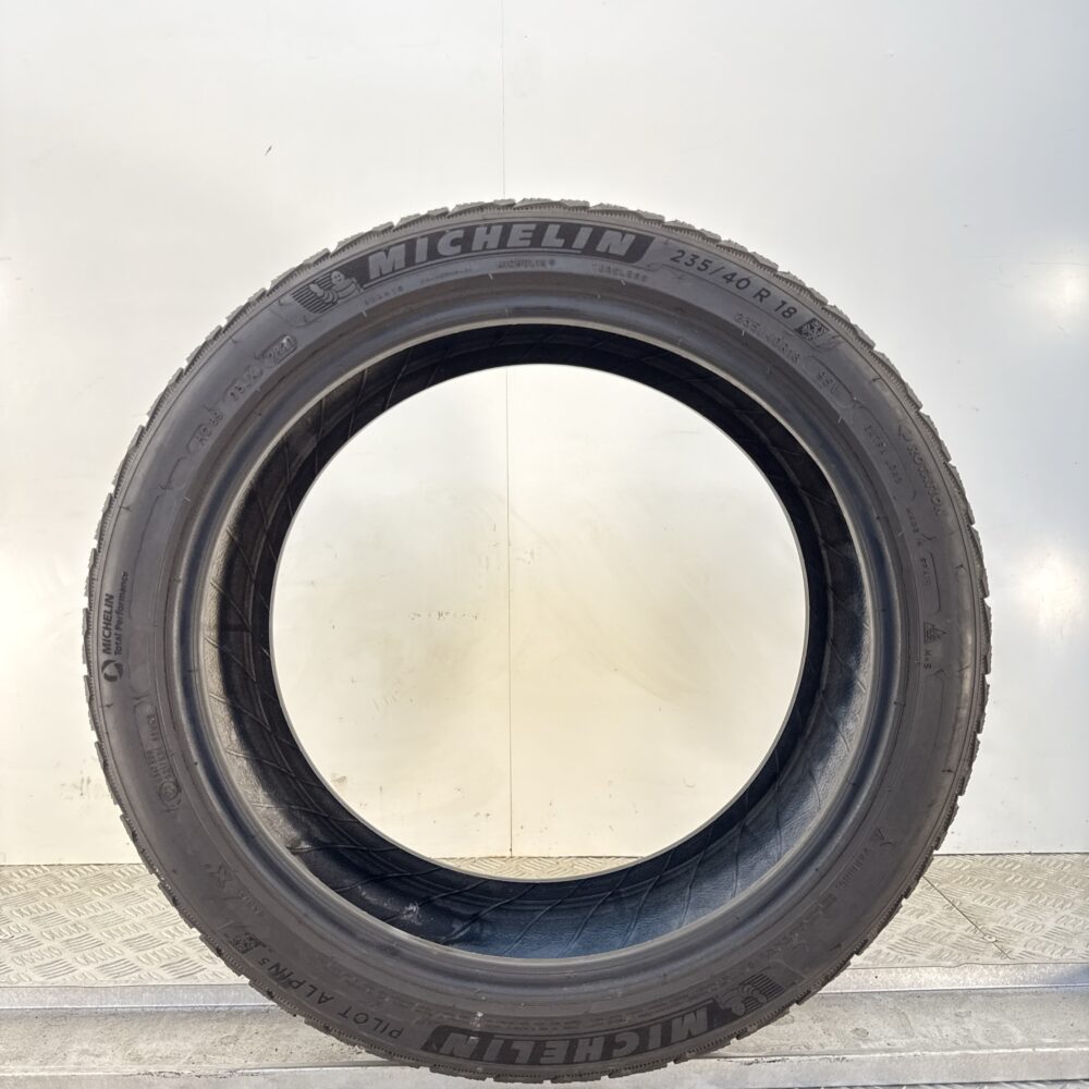 Gomme Usate 235 40 R18 XL 95V Michelin Pilot Alpin 5 71% Invernali | Gomme Usate | PrimaGomme.it Gomme usate 235 40 R18 Michelin Pilot Alpin 5 - foto 7