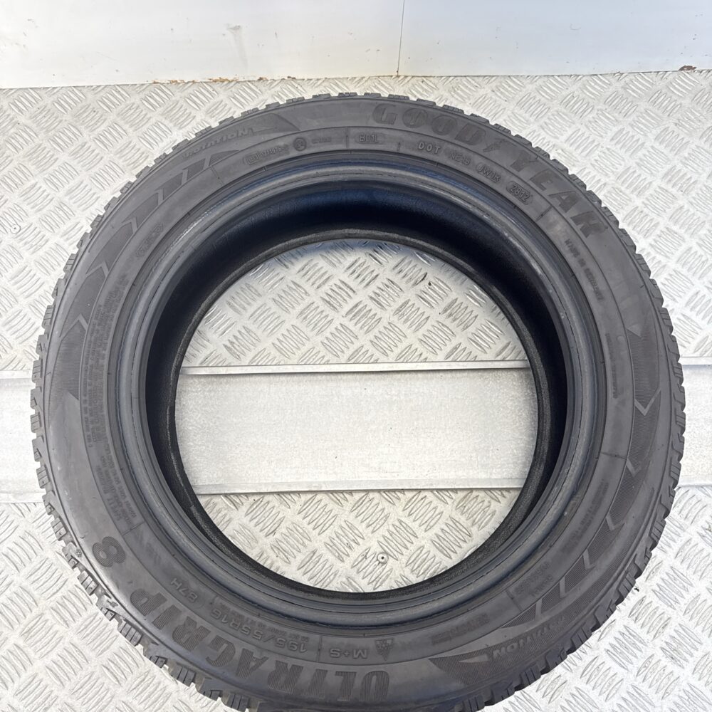 Gomma Usata 195 55 R16 87H Goodyear Ultra Grip 8 73% Invernale | Gomme Usate | PrimaGomme.it Gomma usata 195 55 R16 Goodyear Ultra Grip 8 - foto 3