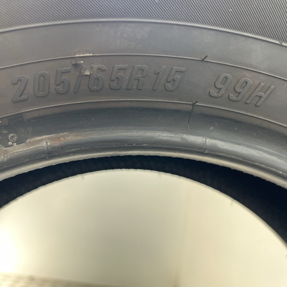 Pneumatico Usato 205 65 R15 99H Maxxis Mecotra 3 79% Estivo | Gomme Usate | PrimaGomme.it Pneumatico usato 205 65 R15 Maxxis Mecotra 3 - foto 3