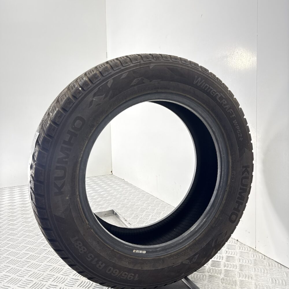 Gomma Usata 195 60 R15 88T Kumho Wintercraft WP52+ 85% Invernale | Gomme Usate | PrimaGomme.it Gomma usata 195 60 R15 Kumho Wintercraft WP52+ - foto 7