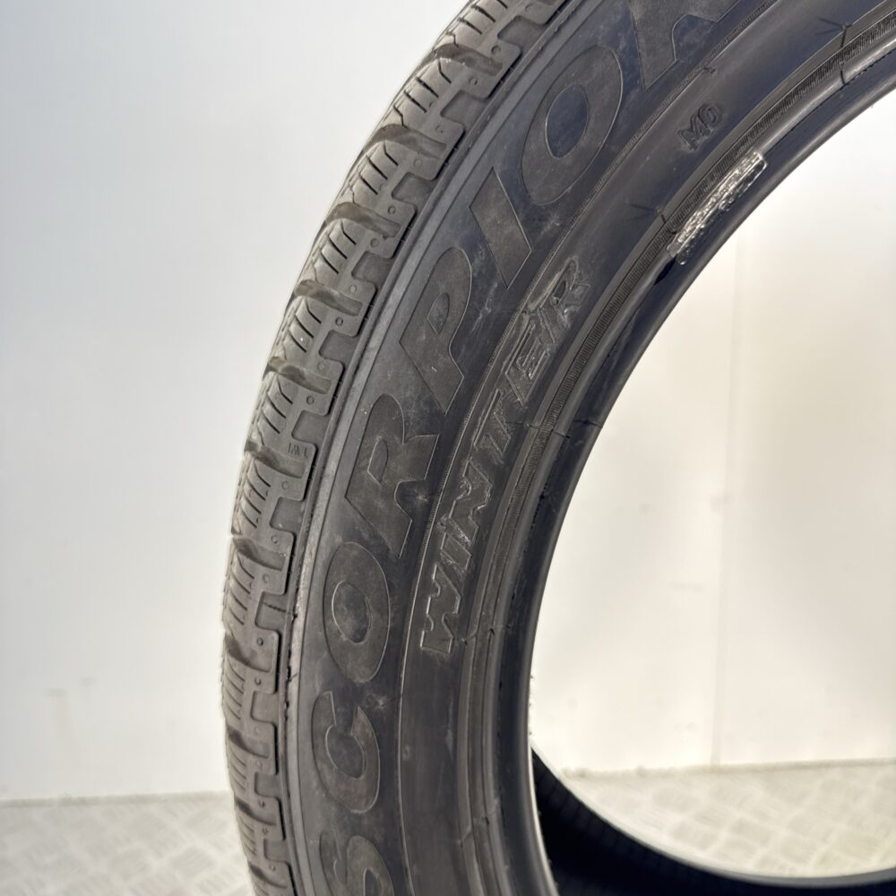 Gomma usata PIRELLI Scorpion Winter 265/45 R20 108V – foto 03 | Prima Gomme PIRELLI Scorpion Winter 265/45 R20 108V, dettaglio fotografico 3