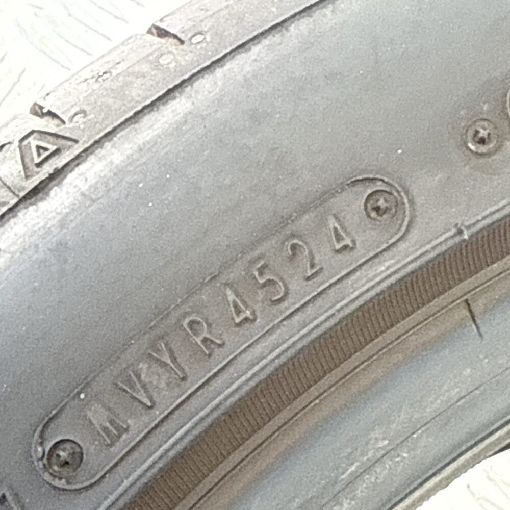 Gomma Usata 225 45 R18 XL 95Y Falken Azenis FK520 Estivo | Gomme Usate | PrimaGomme.it Gomma usata 225 45 R18 Falken Azenis FK520