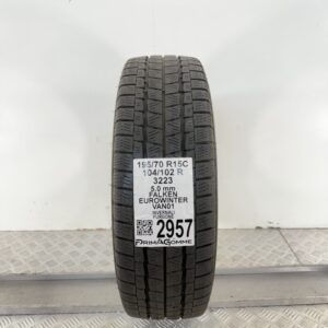 Gomma Usata 195 70 R15C 104/102R Falken Eurowinter VAN01 Invernale