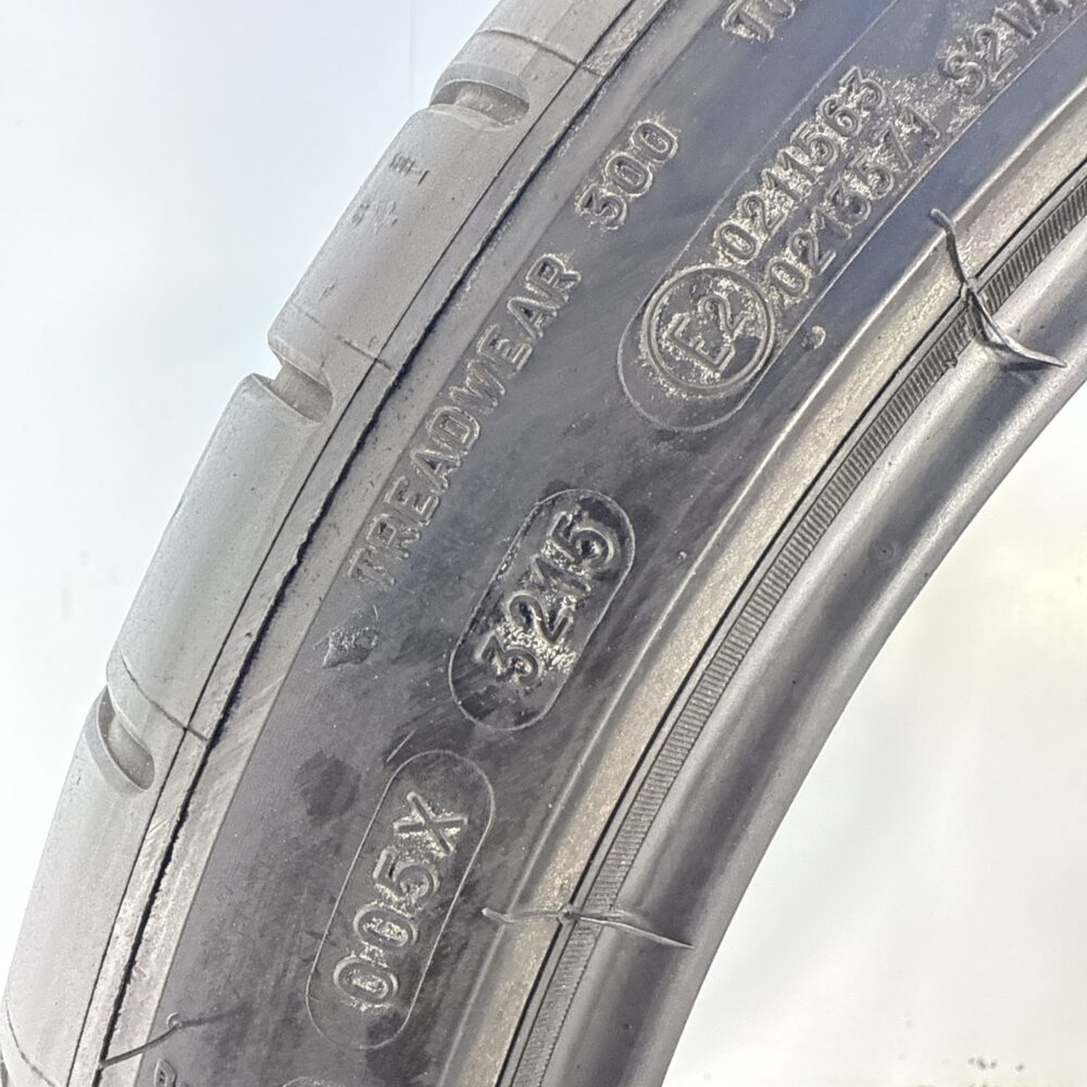 Gomme Usate 325 30 ZR19 XL 105Y Michelin Pilot Super Sport 74% Estive | Gomme Usate | PrimaGomme.it Gomme usate 325 30 ZR19 Michelin Pilot Super Sport - foto 3