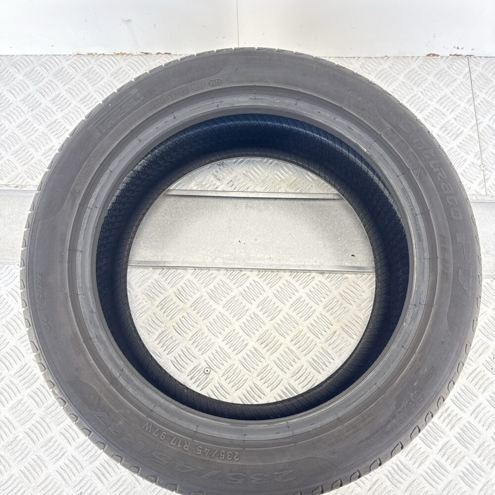 Gomma Usata 235 45 R17 XL 97W Pirelli Cinturato P7 79% Estivo | Gomme Usate | PrimaGomme.it Gomma usata 235 45 R17 Pirelli Cinturato P7 - foto 5