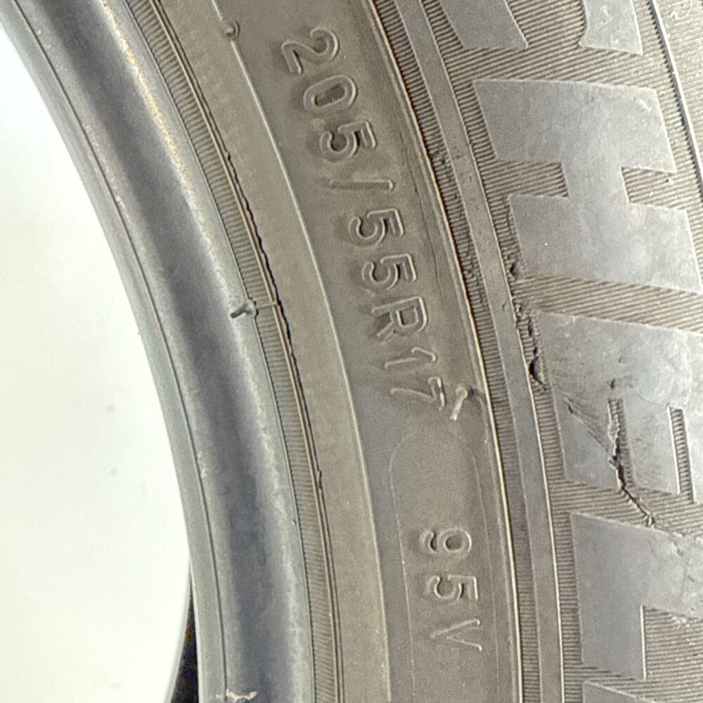 Gomme Usate 205 55 R17 XL 95V Michelin Primacy 3 Estive | Gomme Usate | PrimaGomme.it Gomme usate 205 55 R17 Michelin Primacy 3 - foto 3