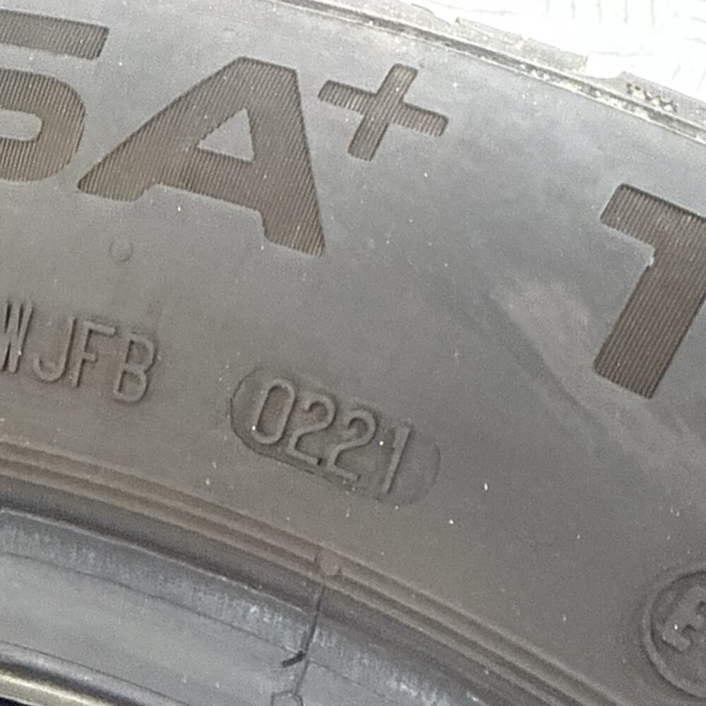 Gomme Usate 185 60 R15 88H Esa Tecar Spirit Pro Estive | Gomme Usate | PrimaGomme.it Gomme usate 185 60 R15 Esa Tecar Spirit Pro - foto 2